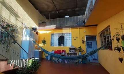 Casa com 2 dormitórios à venda, 192 m² - Vila São Paulo - Jundiaí/SP