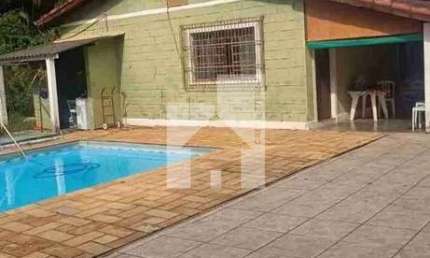 Chácara com 2 dormitórios à Venda, 2.000m² totais - Estância São Paulo, Campo Limpo Paulista, SP