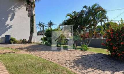 Ótima Casa para locação Residencial ou Comercial, 1250m² totais,  Centro - Itupeva, SP