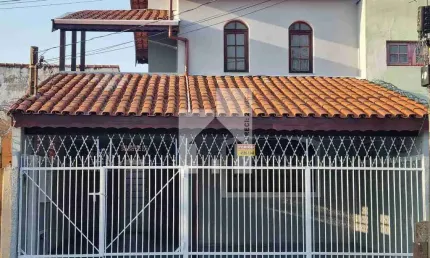 Excelente sobrado à venda com 3 dormitórios sendo 2 suítes com uma ótima localização, vila rio bran
