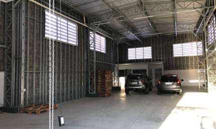 Galpão Comercial 200 m², no centro - Jardim São Dimas