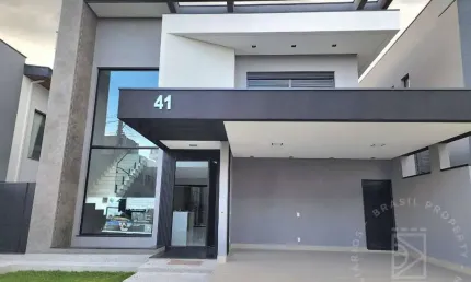 Sobrado Novo com 3 suítes em Condomínio Fechado Bairro Floresta - SJC