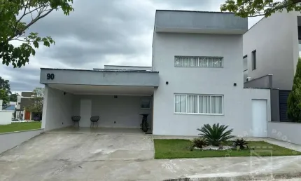 Casa em condomínio, 3 quartos, piscina em Caçapava, 300 m² de terreno