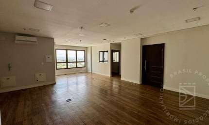 Sala Comercial de 126m² à Venda – Infraestrutura Completa