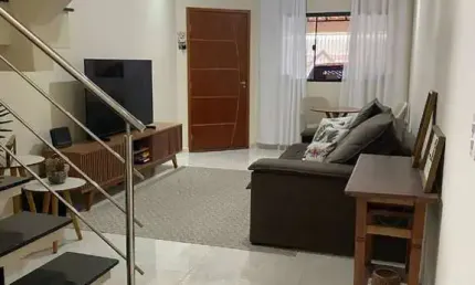 Sobrado à Venda 3 Dormitórios, 1 Suíte, 165m² - Jardim das Indústrias, SJC