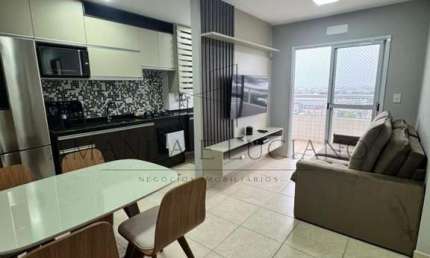 Apartamento para Venda em Praia Grande, Guilhermina, 2 dormitórios, 1 suíte, 2 banheiros, 1 vaga