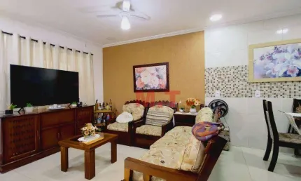 Casa com 3 dormitórios sendo 01 suíte à venda, 180 m² por R$ 255.000 - Jacarepaguá - Rio de Janeiro/RJ