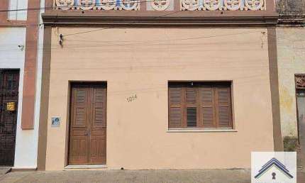 Casa com 4 dormitórios à venda, 192 m² por R$ 299.900 - Centro - Aracati/CE