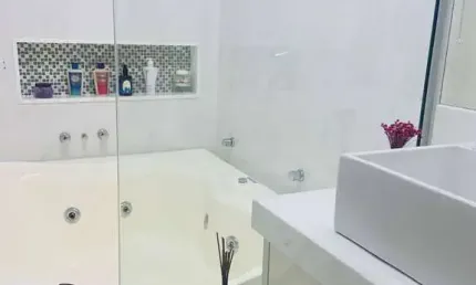 Apartamento com 2 quartos, 80m², à venda em Cabo Frio, Vila Nova