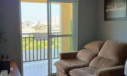 Apartamento à Venda em Taboão da Serra-SP, Parque Assunção: 2 Quartos, 1 Suíte, 2 Salas, 2 Banheiros, 2 Vagas, 58m²!