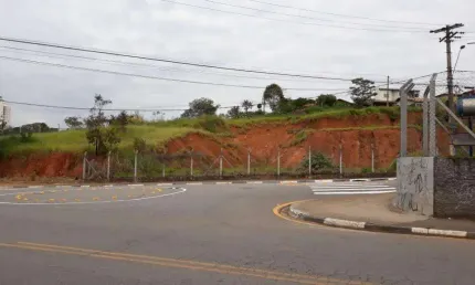 Terreno à venda na Avenida Vicente Catalani, Jardim das Nações, Itatiba, 2580 m2 por R$ 1.820.000