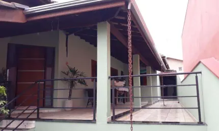 Casa com 3 quartos à venda na Rua Maria Seste Bredariol, Loteamento Parque da Colina II, Itatiba, 200 m2 por R$ 490.000
