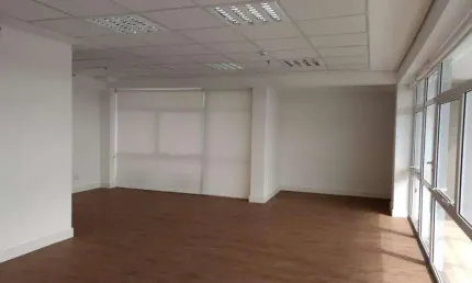Sala comercial à venda na Rua Crescêncio da Silveira Pupo, Vila Cassaro, Itatiba, 66 m2 por R$ 400.000