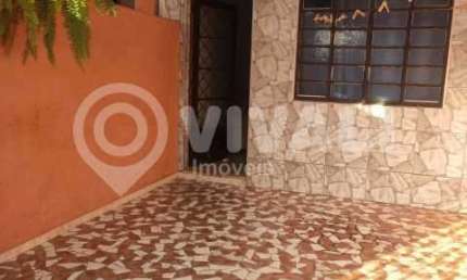 Casa com 2 quartos à venda na Rua Joaquim Augusto Megda, Jardim Santa Filomena, Itatiba, 85 m2 por R$ 350.000