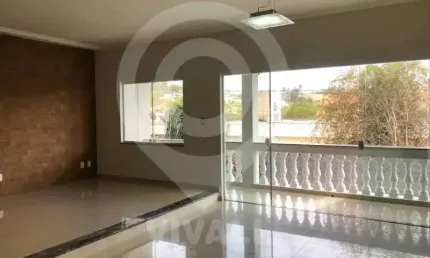 Casa com 3 quartos à venda na Rua Antônio Rodrigues da Silva, Jardim Ipê, Itatiba, 156 m2 por R$ 650.000