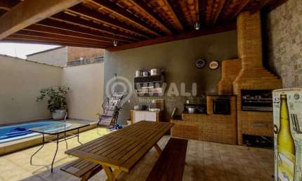 Casa com 3 quartos à venda na Rua Luiz Gonzaga Fumache, Loteamento Residencial Central Park, Itatiba, 150 m2 por R$ 665.000
