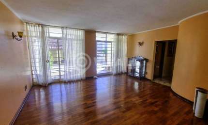 Casa com 3 quartos para alugar na Rua João Bueno de Aguiar, Jardim Coronel Peroba, Itatiba, 266 m2 por R$ 5.500