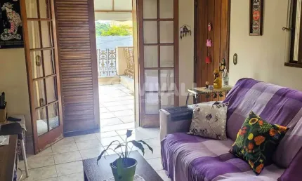 Casa com 3 quartos à venda na Rua Doutor José Pedro Consenza, Vila Cruzeiro, Itatiba, 161 m2 por R$ 690.000