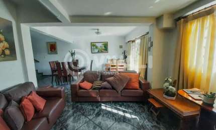 Casa com 4 quartos à venda na Rua José Panzarin, Nova Itatiba, Itatiba, 401 m2 por R$ 1.200.000