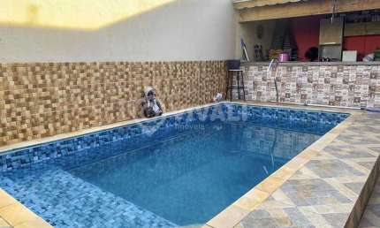 Casa com 4 quartos à venda na Rua Hélio Renato Barboza, Jardim Verona, Itatiba, 139 m2 por R$ 689.000