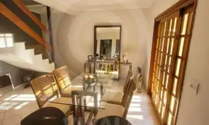 Casa comercial com 4 salas à venda na Rua Crescêncio da Silveira Pupo, Vila Cassaro, Itatiba, 294 m2 por R$ 800.000