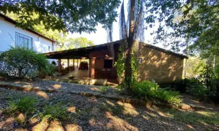 Chácara / sítio com 2 quartos à venda na Avenida Caetano de Abreu, Encosta do Sol, Itatiba, 204 m2 por R$ 848.000
