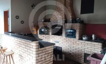 Chácara / sítio com 5 quartos à venda na Avenida Eugênio Monte, Terras de San Marco, Itatiba, 298 m2 por R$ 923.000