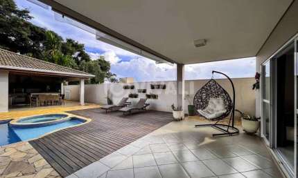 Casa em condomínio fechado com 3 quartos à venda na Avenida Antonio Pires de Toledo, Bosque dos Pires, Itatiba, 404 m2 por R$ 1.650.000
