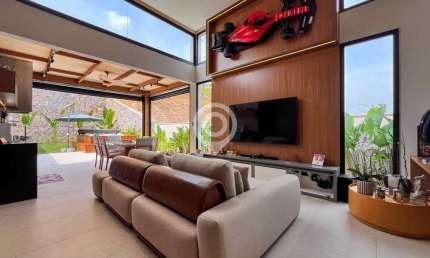 Casa em condomínio fechado com 3 quartos à venda na Rodovia Romildo Prado, Bairro Itapema, Itatiba, 175 m2 por R$ 2.100.000