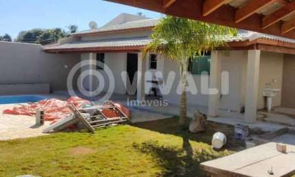 Casa em condomínio fechado com 5 quartos à venda na Avenida Antonio Pires de Toledo, Bosque dos Pires, Itatiba, 450 m2 por R$ 2.240.000