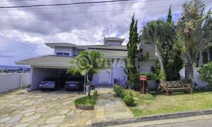 Casa em condomínio fechado com 5 quartos à venda na Avenida Maria Thereza da Costa Naufal, Parque das Laranjeiras, Itatiba, 314 m2 por R$ 1.600.000