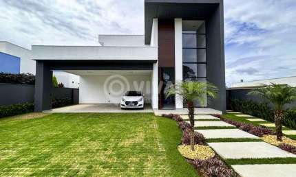 Casa em condomínio fechado com 6 quartos à venda na Avenida Antonio Pires de Toledo, Bosque dos Pires, Itatiba, 347 m2 por R$ 2.400.000