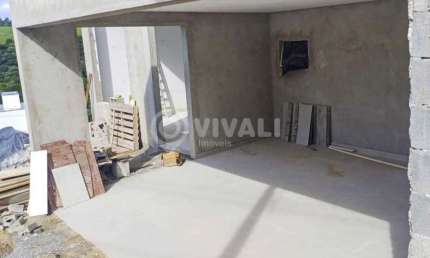 Casa em condomínio fechado com 3 quartos à venda na Rodovia Romildo Prado, Bairro Itapema, Itatiba, 160 m2 por R$ 1.150.000