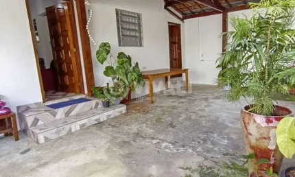 Casa com 2 quartos à venda na Rua João Pretti, Núcleo Habitacional Prefeito Erasmo Chrispim, Itatiba, 100 m2 por R$ 400.000
