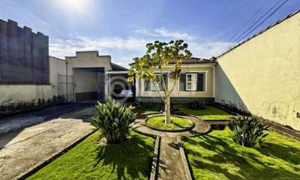 Casa com 4 quartos à venda na Avenida Vinte e Nove de Abril, Vila Santa Clara, Itatiba, 209 m2 por R$ 1.800.000