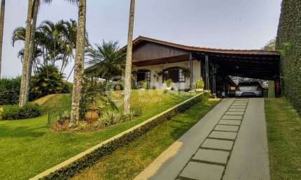 Chácara / sítio com 5 quartos à venda na Rua Manoel Lourenço Vieira, Jardim Leonor, Itatiba, 366 m2 por R$ 950.000