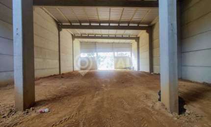 Barracão / Galpão / Depósito para alugar na Avenida Francisco Scavone, Parque dos Canários, Itatiba, 650 m2 por R$ 14.000