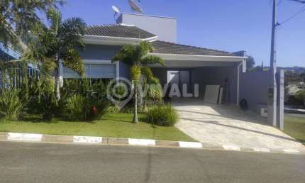 Casa em condomínio fechado com 3 quartos à venda na Rua Dervile José Batistella, Loteamento Residencial Dolce Vita, Itatiba, 213 m2 por R$ 1.400.000