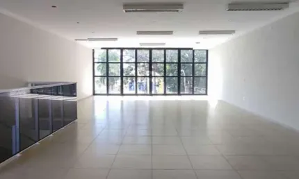 Sala comercial para alugar na Avenida da Saudade, Jardim Tereza, Itatiba, 100 m2 por R$ 6.000