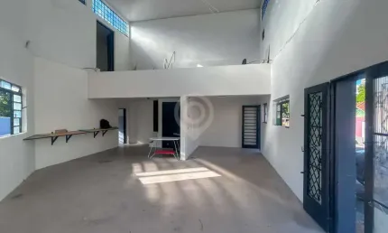 Barracão / Galpão / Depósito à venda na Rua Coronel Camilo Pires, Centro, Itatiba por R$ 537.000