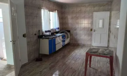 Casa com 2 quartos à venda na Avenida Joaquim Bueno de Campos, Vila Cruzeiro, Itatiba, 156 m2 por R$ 450.000
