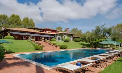 Casa em condomínio fechado com 7 quartos para alugar na Rodovia Alkindar Monteiro Junqueira, Área Rural de Bragança Paulista, Bragança Paulista, 3093 m2 por R$ 185.000