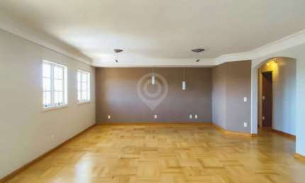 Apartamento com 3 quartos para alugar na Rua Europa, Vila Brasileira, Itatiba, 243 m2 por R$ 5.220