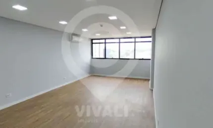 Sala comercial para alugar na Avenida dos Expedicionários Brasileiros, Vila Brasileira, Itatiba, 37 m2 por R$ 1.500