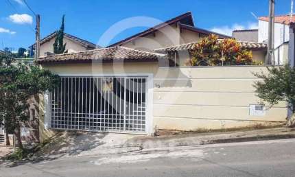 Casa com 3 quartos à venda na Rua Luiz Gonzaga Fumache, Loteamento Residencial Central Park, Itatiba, 130 m2 por R$ 750.000