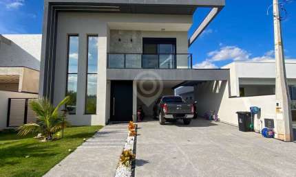 Casa em condomínio fechado com 4 quartos à venda na Rodovia Romildo Prado, Bairro Itapema, Itatiba, 304 m2 por R$ 2.500.000