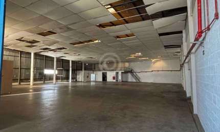 Barracão / Galpão / Depósito com 2 salas para alugar na Rua Romeu Augusto Rela, Jardim da Luz, Itatiba, 1250 m2 por R$ 12.500