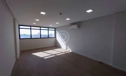 Sala comercial para alugar na Avenida dos Expedicionários Brasileiros, Vila Brasileira, Itatiba, 40 m2 por R$ 2.500