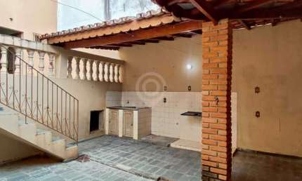 Casa com 4 quartos à venda na Rua João Thomazini, Jardim México, Itatiba, 100 m2 por R$ 400.000