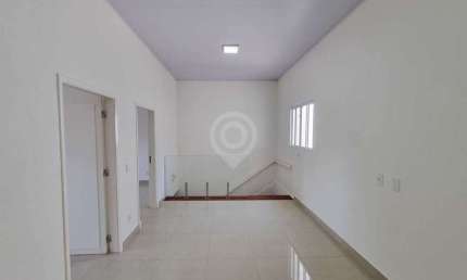 Casa com 2 quartos para alugar na Rua Júlio Cesar, Centro, Itatiba, 90 m2 por R$ 2.500